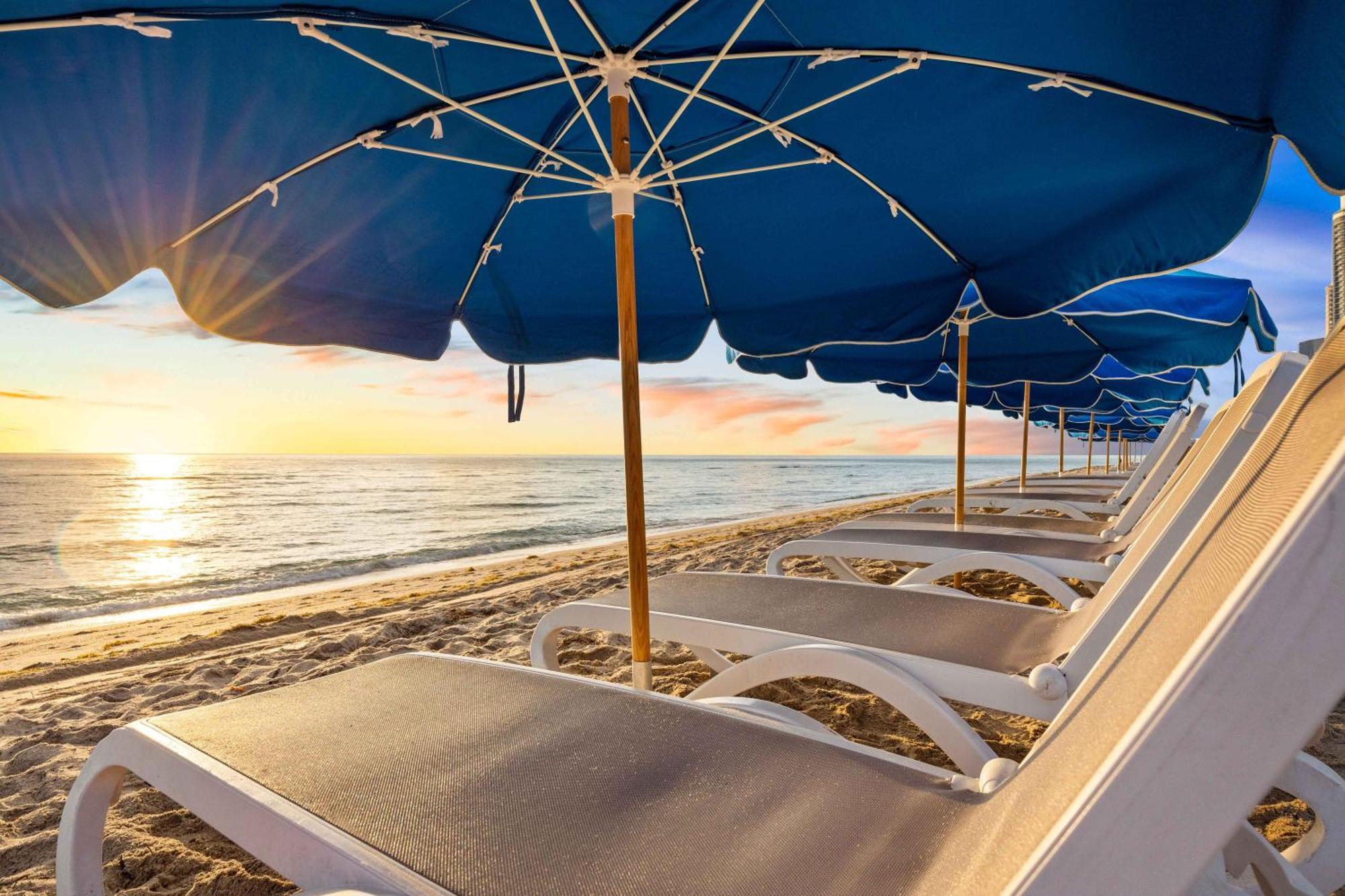 Marenas Beach Resort Sunny Isles Beach Exterior foto